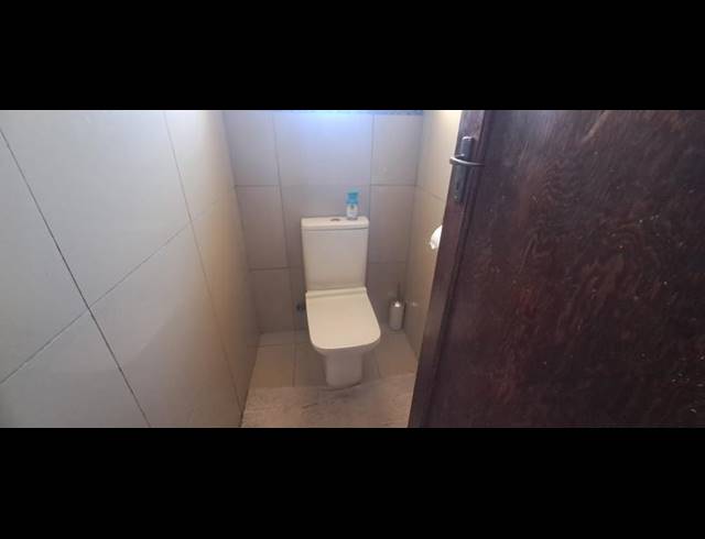 3 BEDROOM HOUSE FOR SALE IN SOUTH HILLS